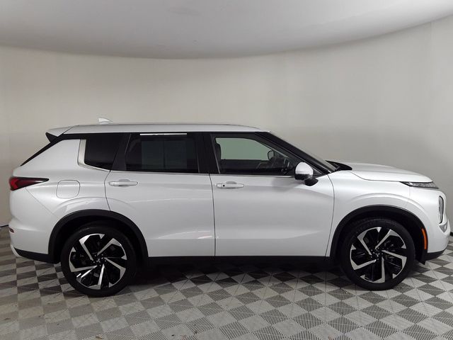 2023 Mitsubishi Outlander 