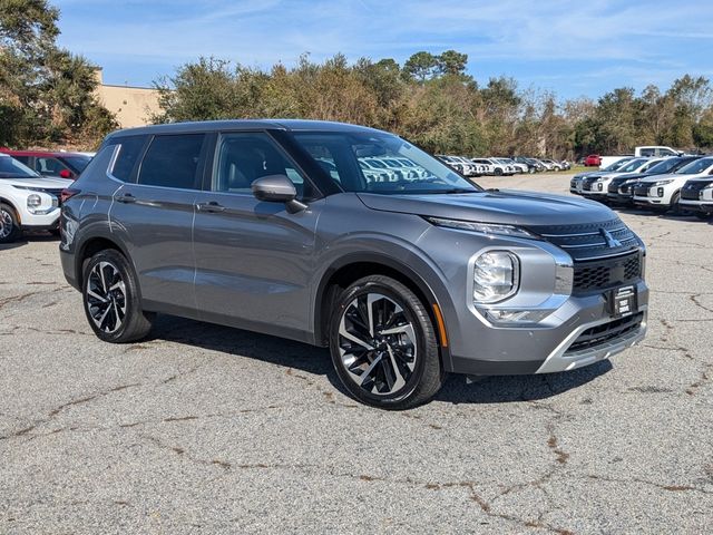 2023 Mitsubishi Outlander 