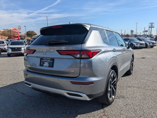 2023 Mitsubishi Outlander 