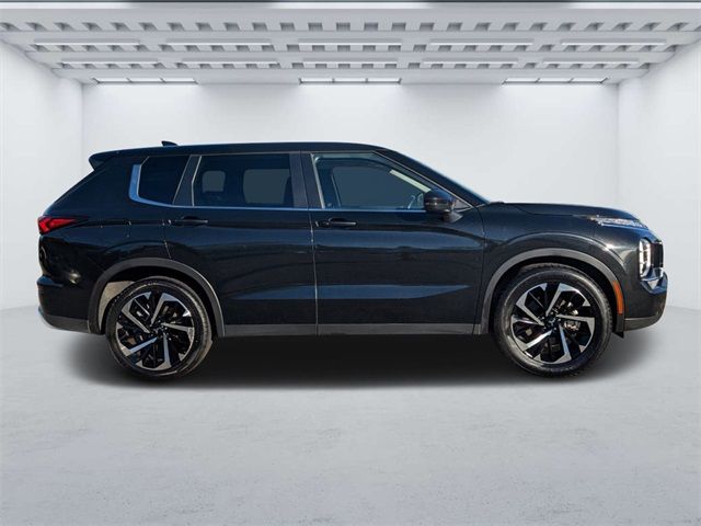 2023 Mitsubishi Outlander 