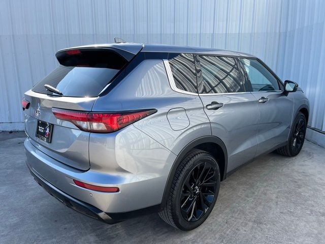 2023 Mitsubishi Outlander 