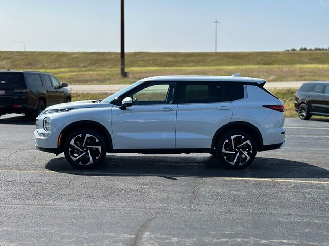 2023 Mitsubishi Outlander 