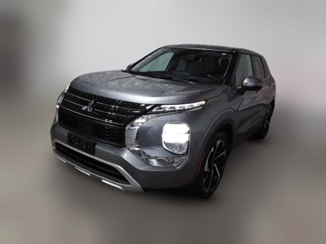 2023 Mitsubishi Outlander 