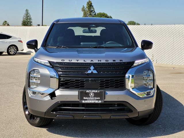 2023 Mitsubishi Outlander 