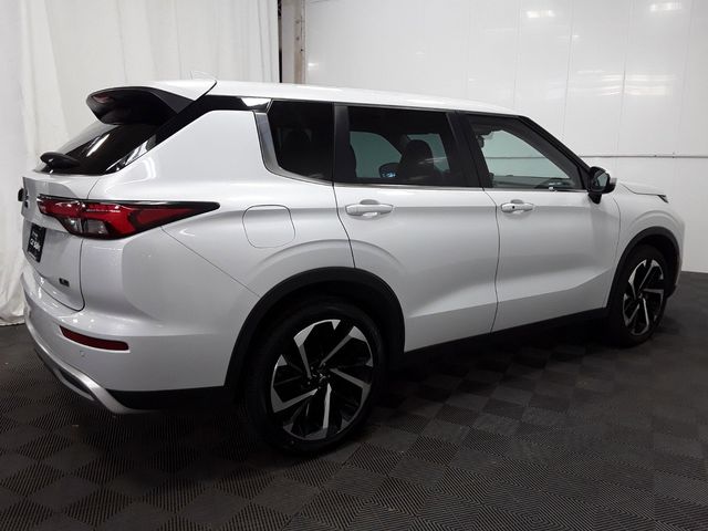 2023 Mitsubishi Outlander 