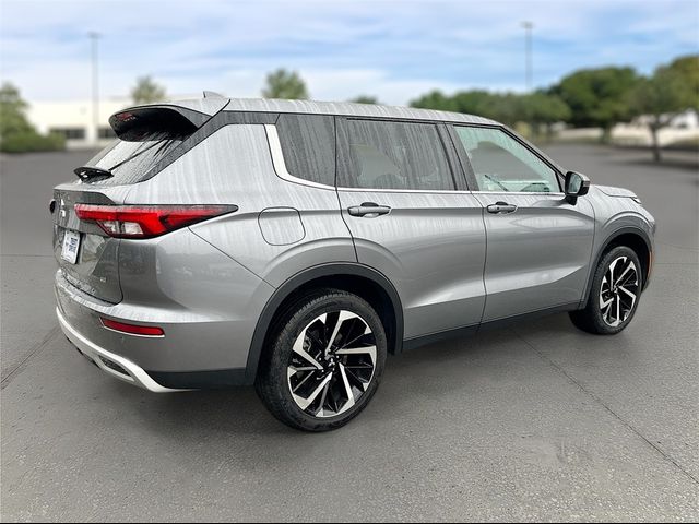 2023 Mitsubishi Outlander 