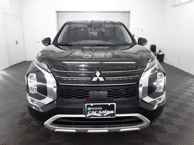2023 Mitsubishi Outlander 