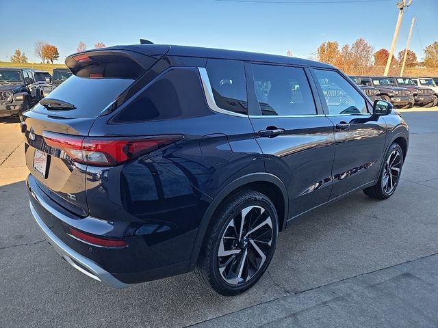 2023 Mitsubishi Outlander SE Special Edition