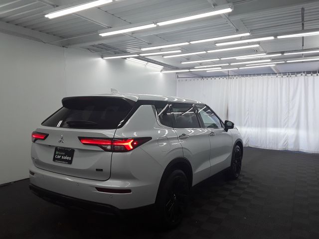 2023 Mitsubishi Outlander 
