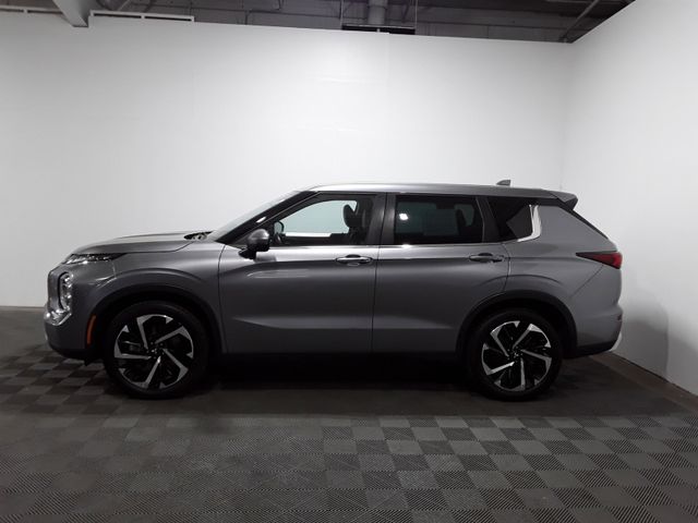 2023 Mitsubishi Outlander 