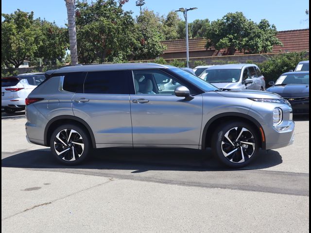 2023 Mitsubishi Outlander SEL