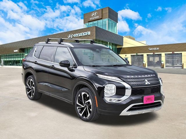 2023 Mitsubishi Outlander SEL