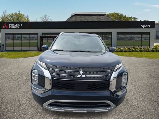 2023 Mitsubishi Outlander SEL