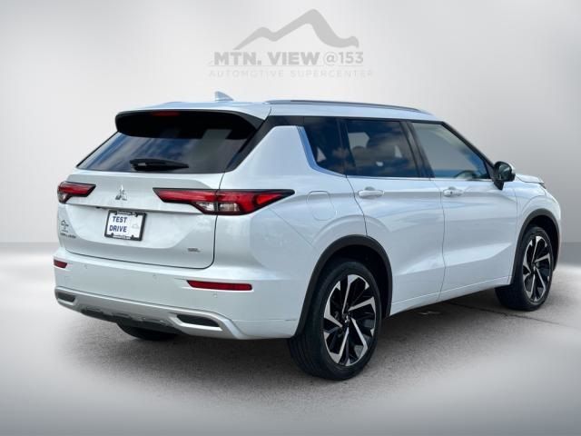 2023 Mitsubishi Outlander SEL