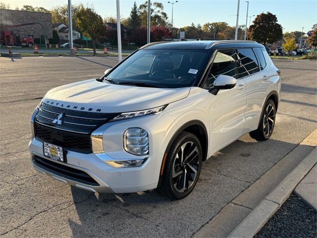 2023 Mitsubishi Outlander SEL