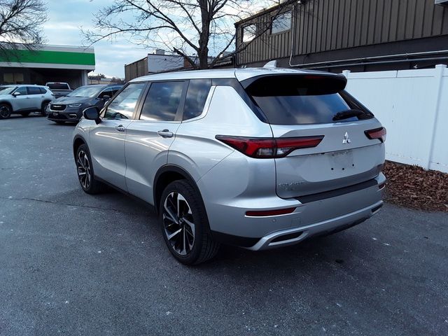 2023 Mitsubishi Outlander 