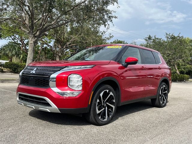 2023 Mitsubishi Outlander 