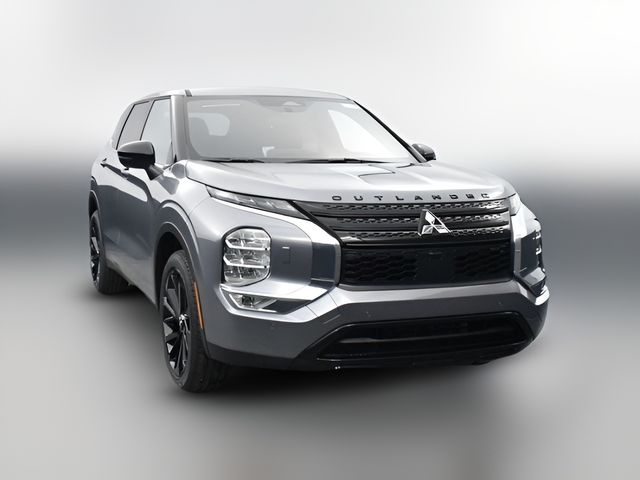 2023 Mitsubishi Outlander SE Black Edition