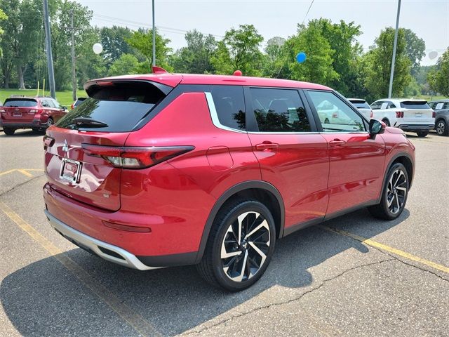 2023 Mitsubishi Outlander SE Black Edition