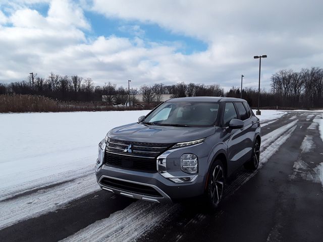 2023 Mitsubishi Outlander 