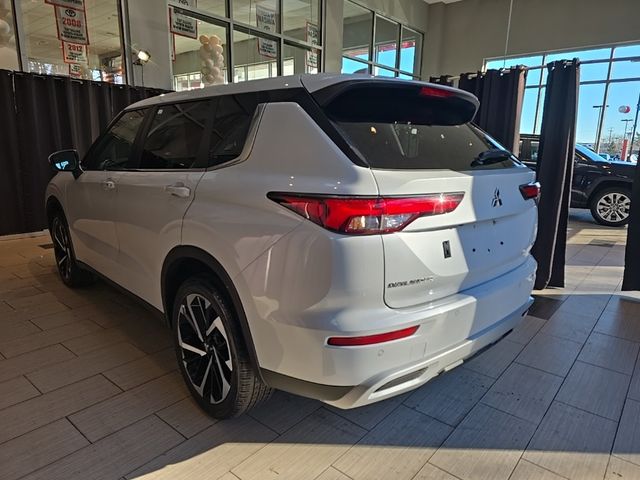 2023 Mitsubishi Outlander 