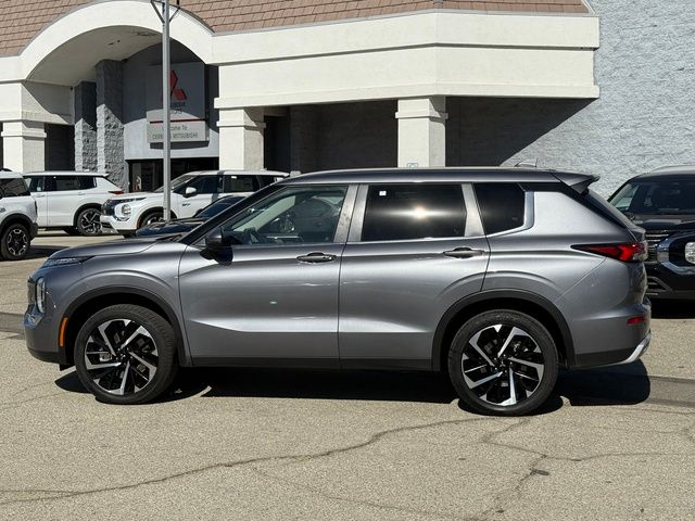 2023 Mitsubishi Outlander 