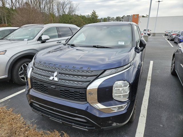 2023 Mitsubishi Outlander SE Black Edition