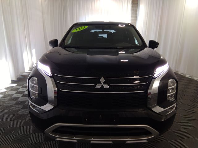 2023 Mitsubishi Outlander 