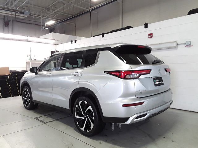 2023 Mitsubishi Outlander 