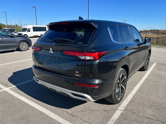 2023 Mitsubishi Outlander SE