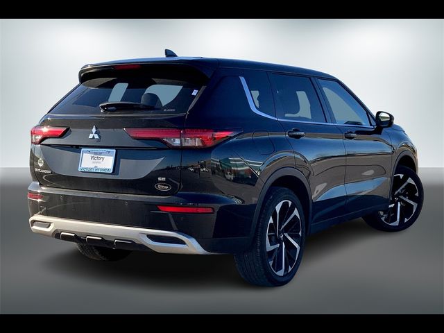 2023 Mitsubishi Outlander SE