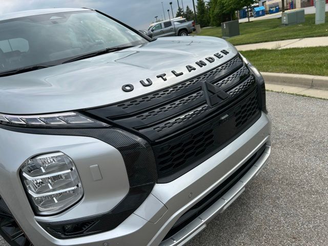 2023 Mitsubishi Outlander 
