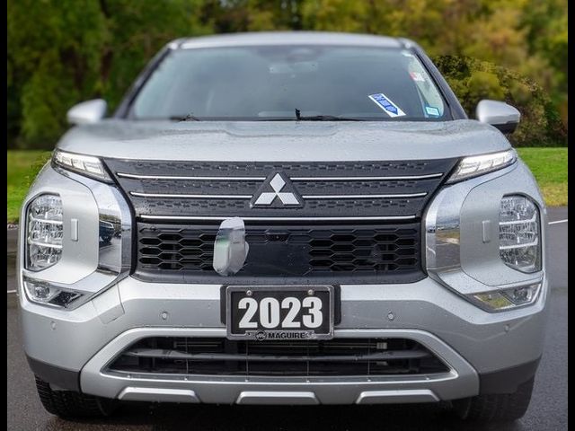 2023 Mitsubishi Outlander 