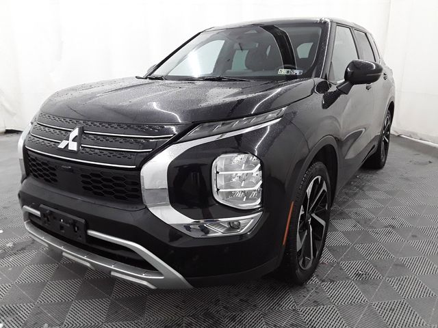 2023 Mitsubishi Outlander 