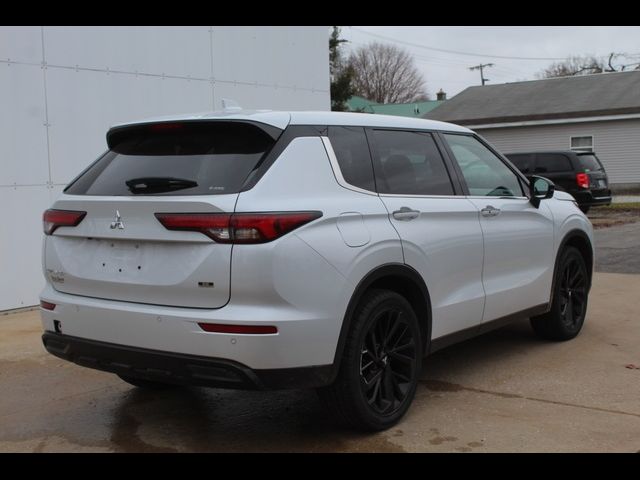 2023 Mitsubishi Outlander SE Black Edition