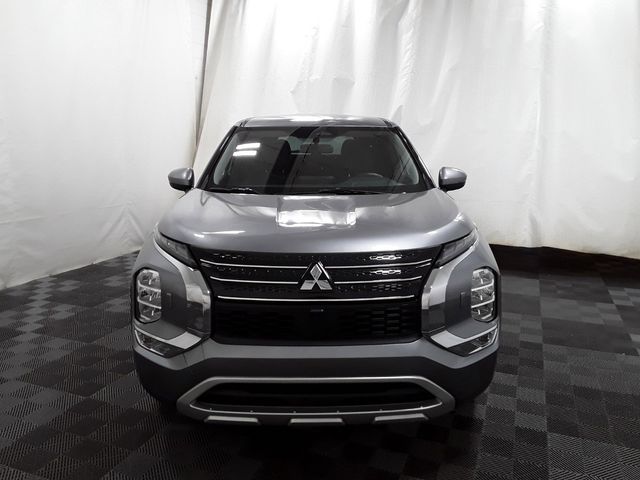 2023 Mitsubishi Outlander 