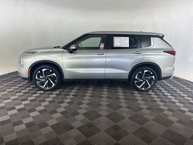 2023 Mitsubishi Outlander 