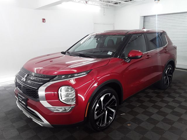 2023 Mitsubishi Outlander 