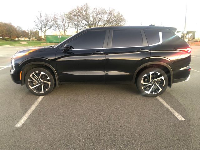 2023 Mitsubishi Outlander 