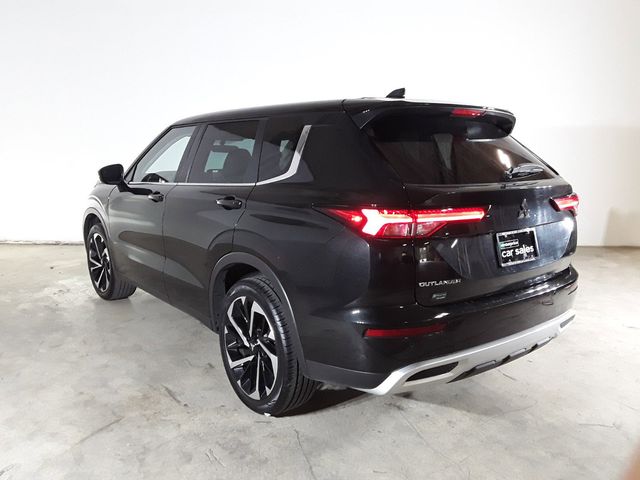 2023 Mitsubishi Outlander 