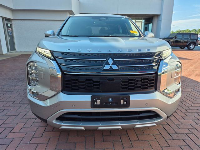2023 Mitsubishi Outlander 