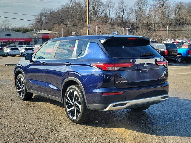 2023 Mitsubishi Outlander 