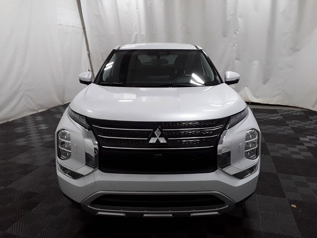 2023 Mitsubishi Outlander 