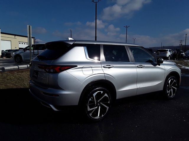 2023 Mitsubishi Outlander 