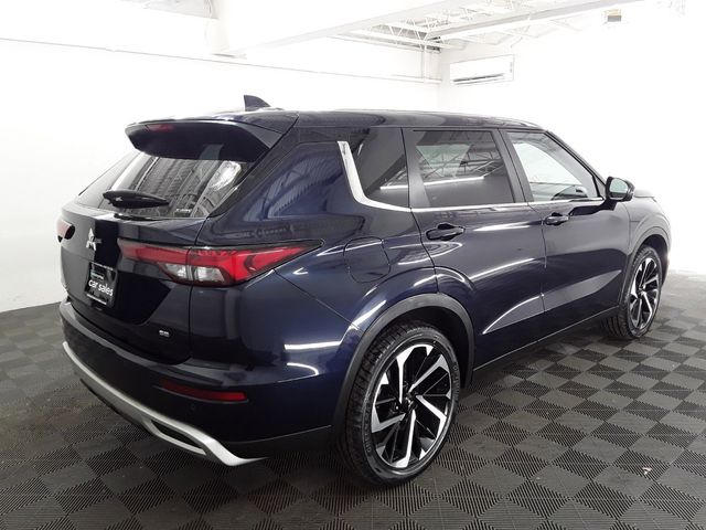 2023 Mitsubishi Outlander 