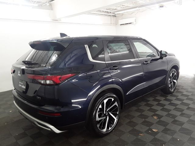 2023 Mitsubishi Outlander 