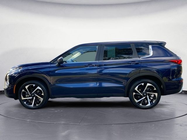 2023 Mitsubishi Outlander 