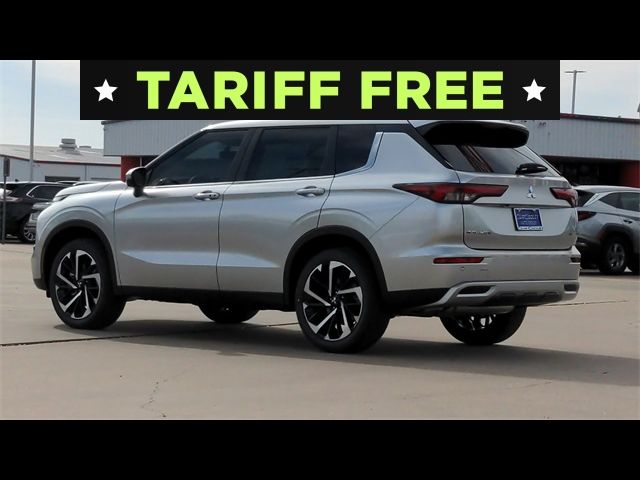 2023 Mitsubishi Outlander SE