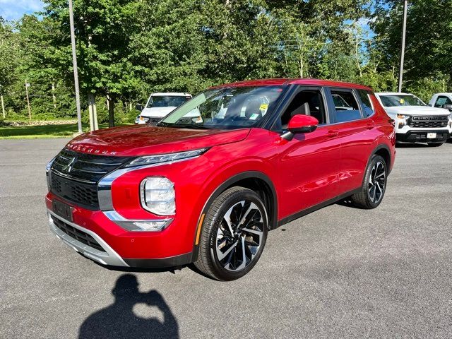 2023 Mitsubishi Outlander 