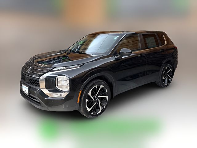 2023 Mitsubishi Outlander SE